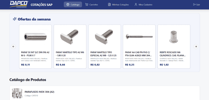 Página inicial do site de cotação da DAPCO com um campo de ofertas da semana e o catálogo de produtos abaixo.
